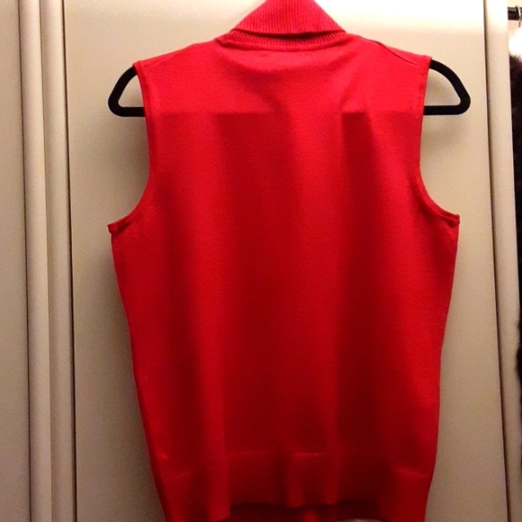 Pre-owned Cable & Guage Red Sleeveless Turtleneck Sweater. Size XL. - Picture 3 of 6
